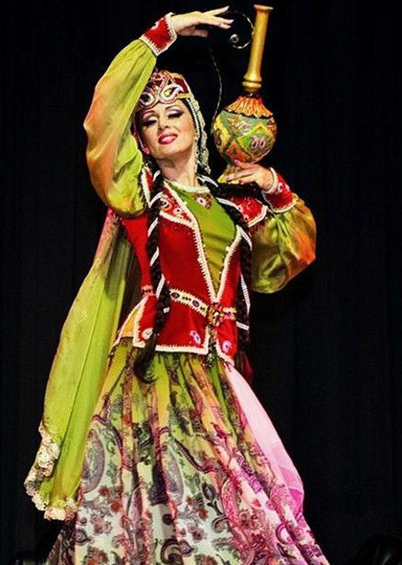 Artemisya Dancewear blog - Azerbaijan's traditional costumes post - Azerbaijan dancer
