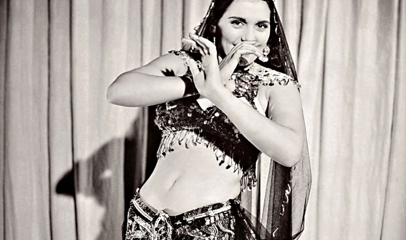 Artemisya Dancewear blog - The Golden Era of Belly Dance post - Tahiya Karioka belly dancer